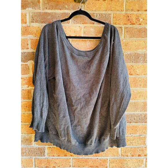 Torrid Long Sleeve Gray Tiger Blouse - Picture 2 of 3